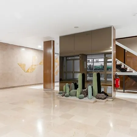 Magnifique Tour Eiffel Apartment *